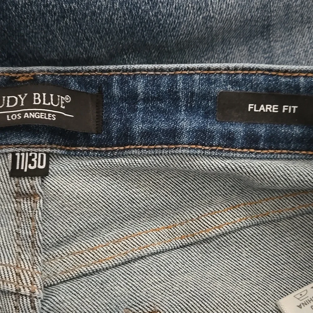 Judy Blue Flare Fit Inseam Panel High Rise Jeans Size 11/30. - Picture 14 of 15